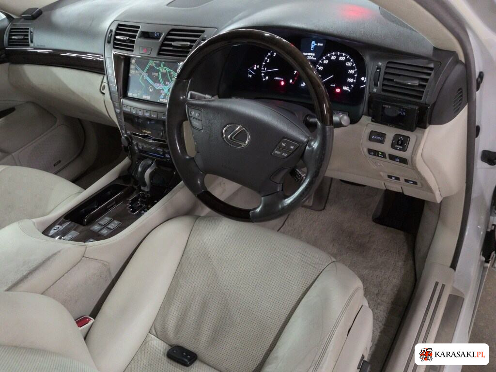 Lexus LS 2008 z aukcji japońskiej