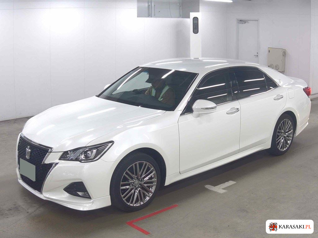 Toyota Crown 2016 z aukcji japońskiej