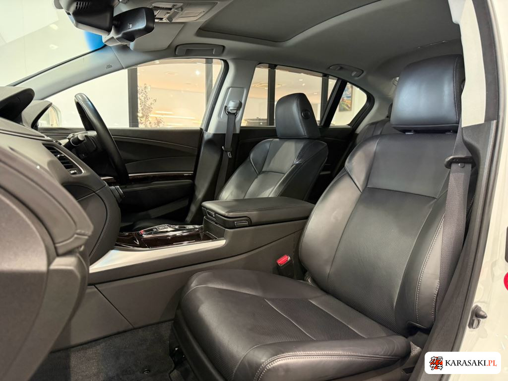 Honda Legend 2016 z aukcji japońskiej
