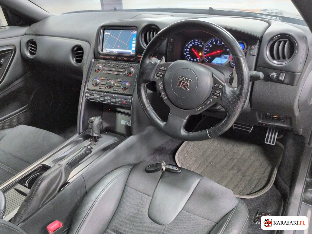 Nissan GT-R 2012 z aukcji japońskiej