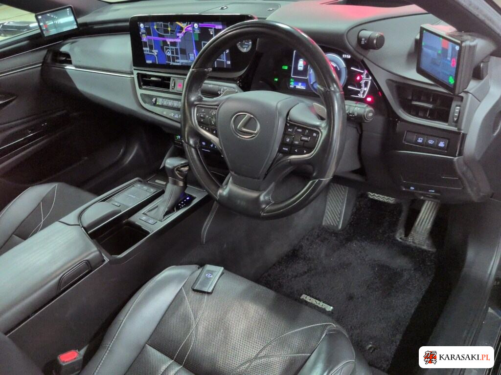 Lexus Es 2021 z aukcji japońskiej