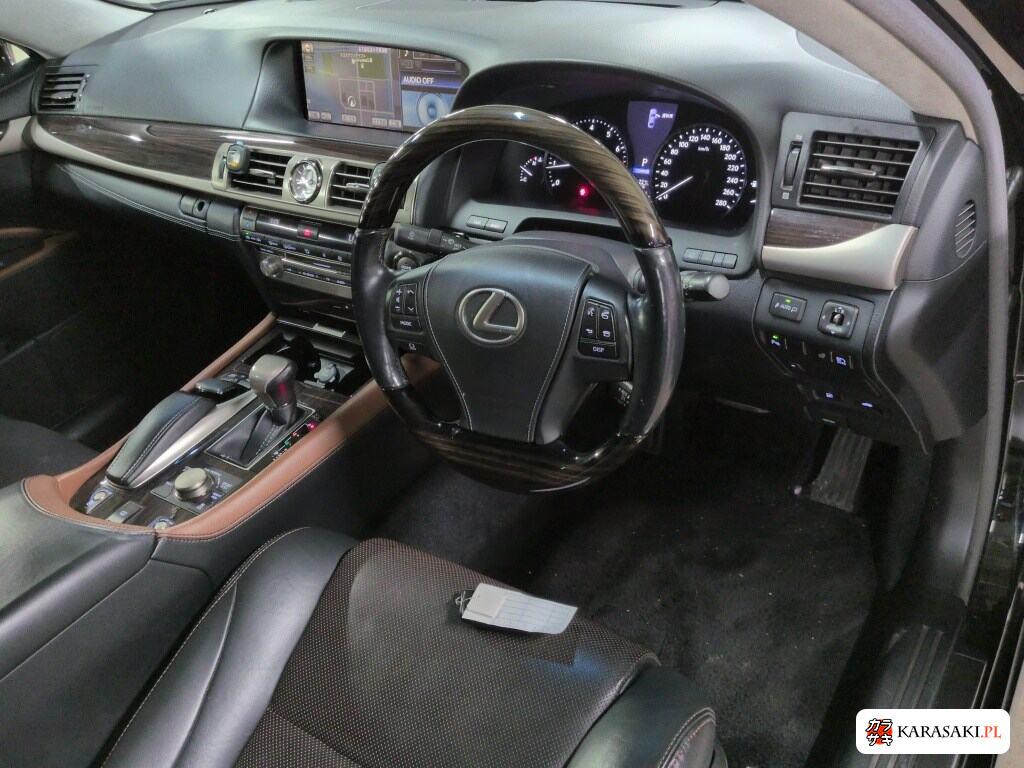 Lexus LS 2013 z aukcji japońskiej