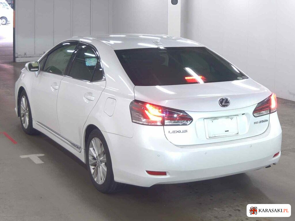Lexus HS 2013 z aukcji japońskiej