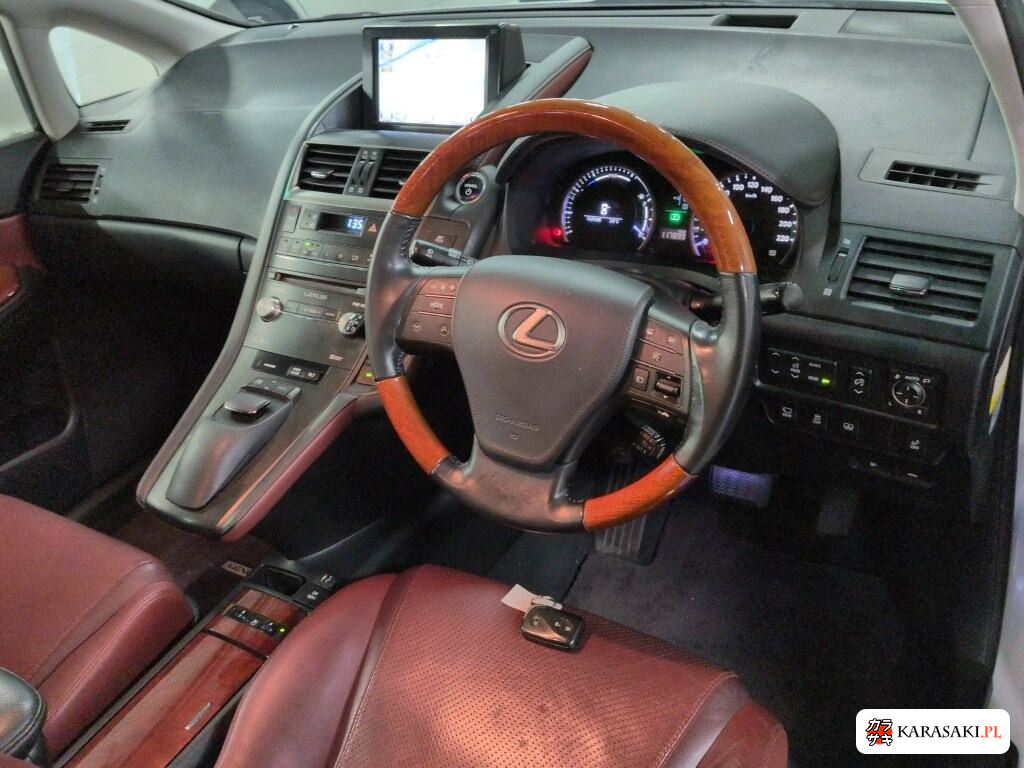 Lexus HS 2013 z aukcji japońskiej