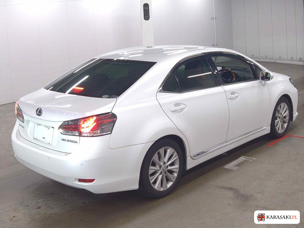 Lexus HS 2013 z aukcji japońskiej