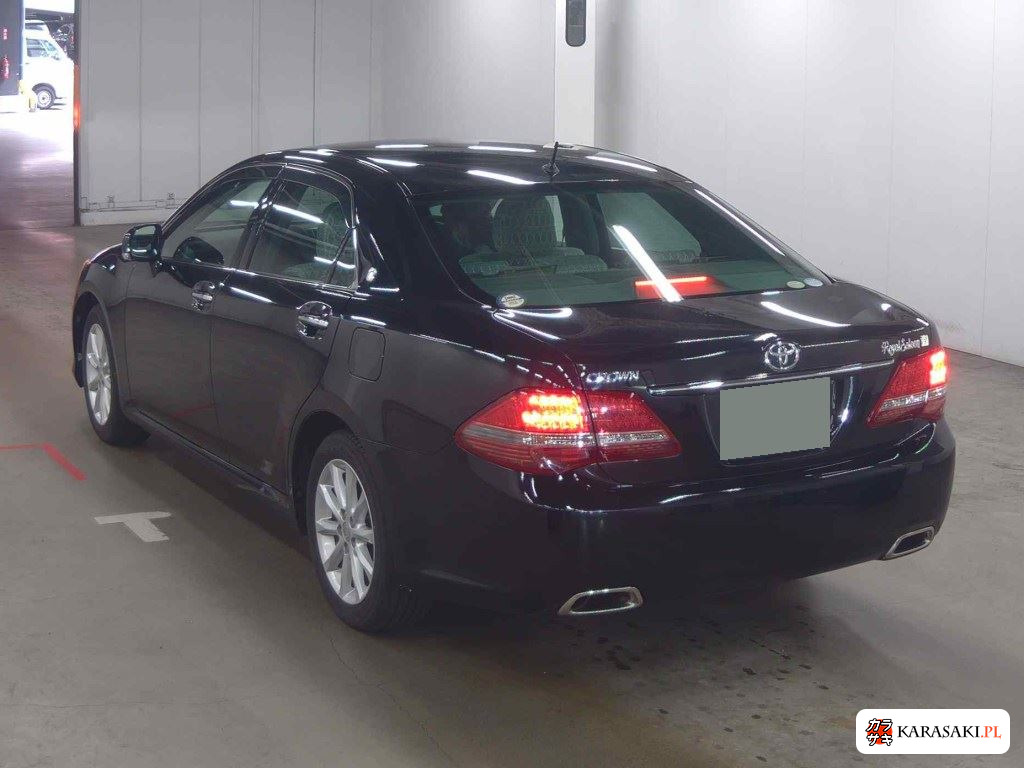 Toyota Crown 2008 z aukcji japońskiej