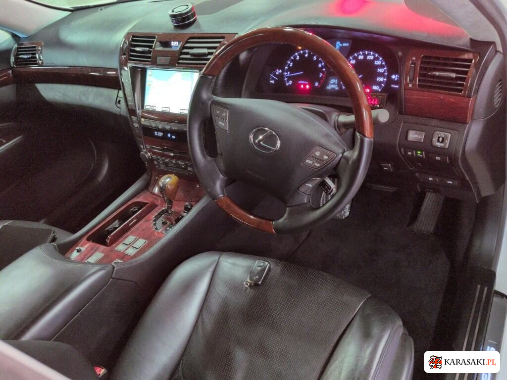 Lexus LS 2006 z aukcji japońskiej