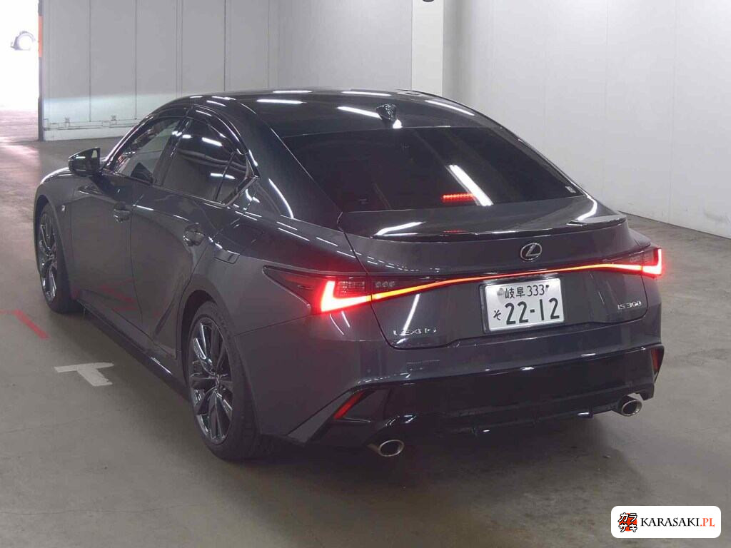 Lexus Is 2022 z aukcji japońskiej