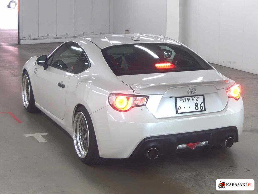 Toyota 86 2012 з японського аукціону