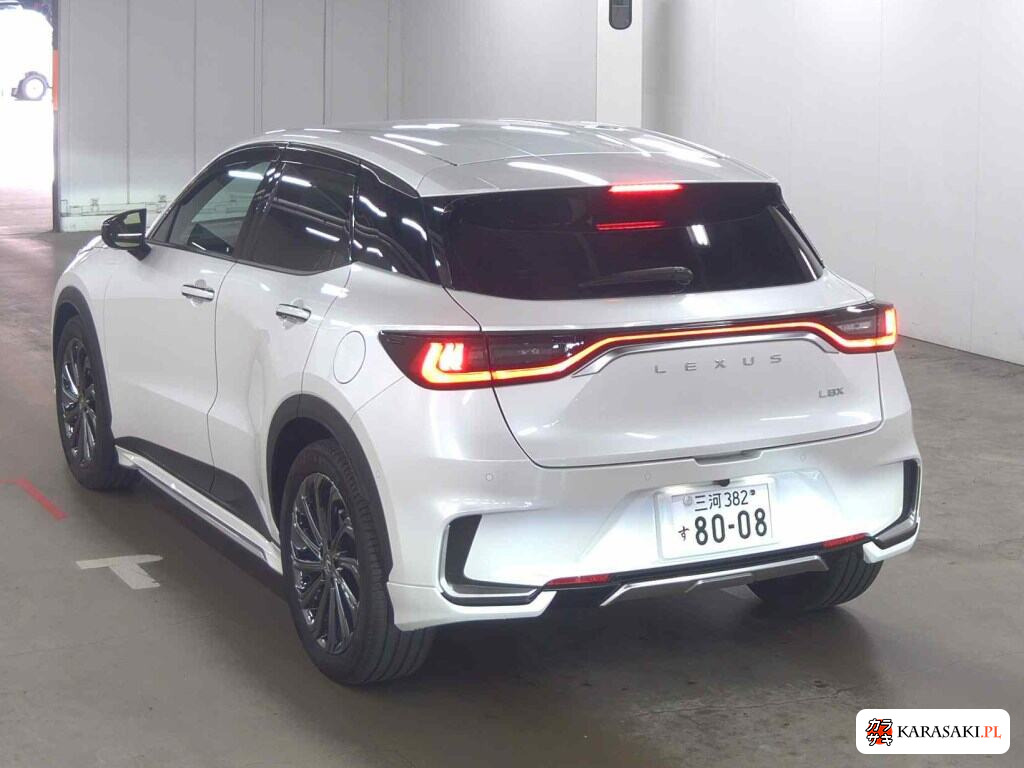 Lexus LBX 2024 z aukcji japońskiej