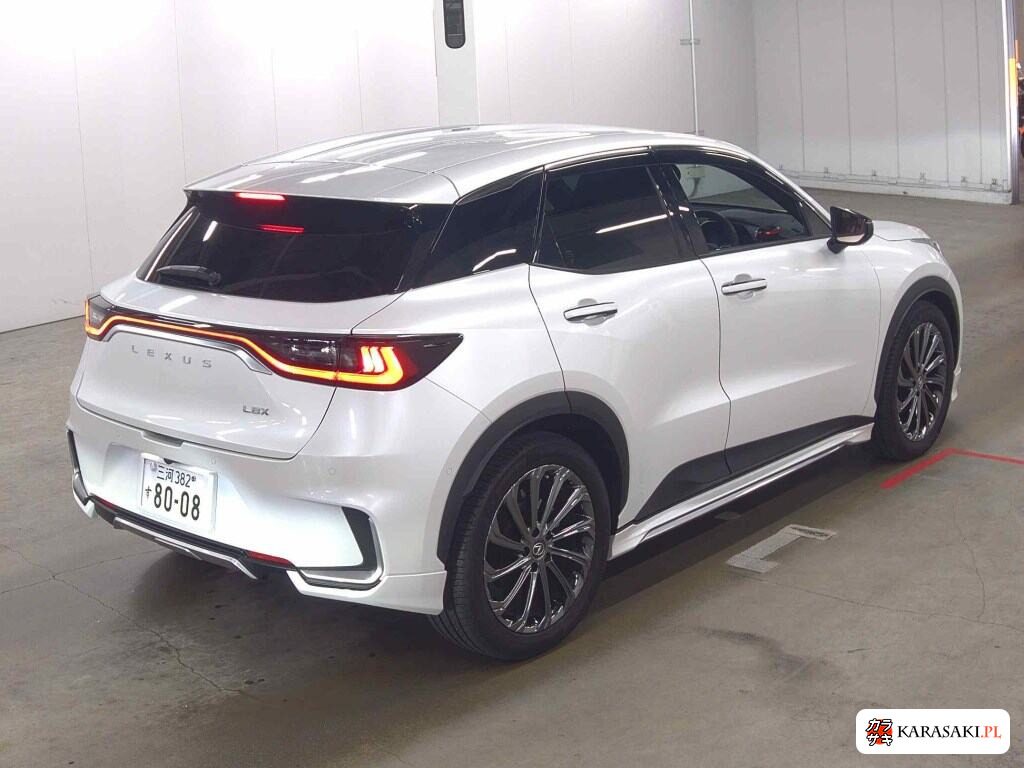 Lexus LBX 2024 z aukcji japońskiej