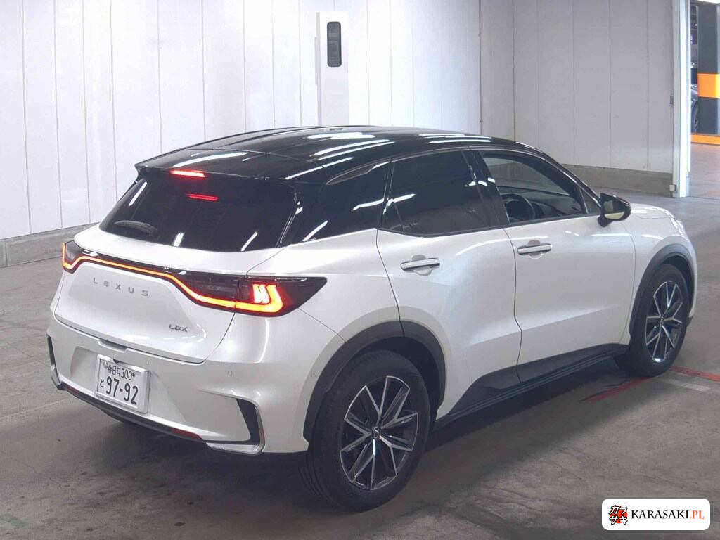 Lexus LBX 2024 z aukcji japońskiej