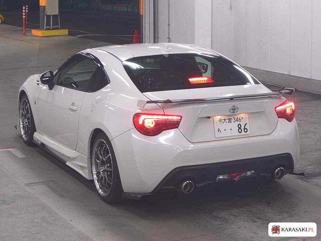 Toyota 86 2016 z aukcji japońskiej