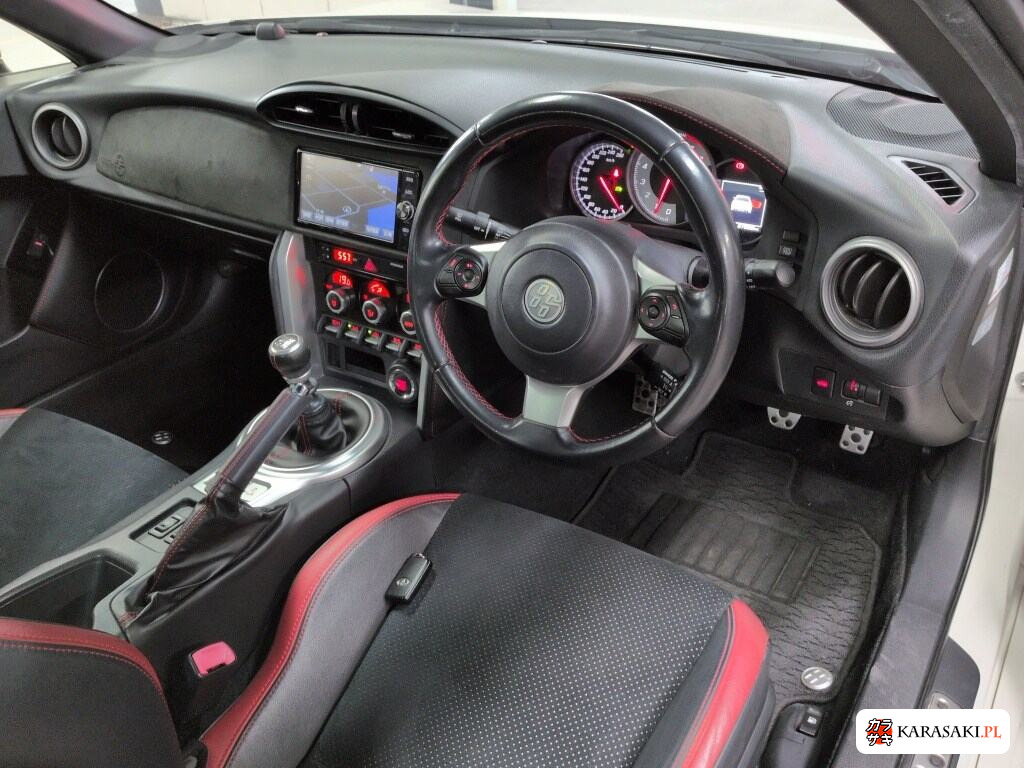Toyota 86 2016 z aukcji japońskiej