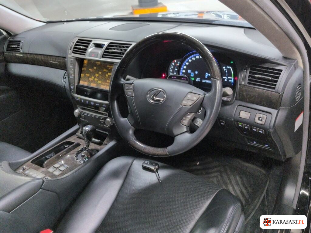 Lexus LS 2012 z aukcji japońskiej