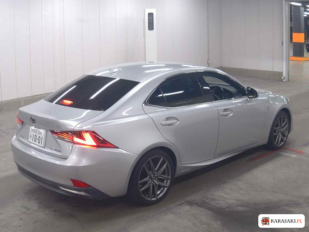 Lexus Is 2017 z aukcji japońskiej