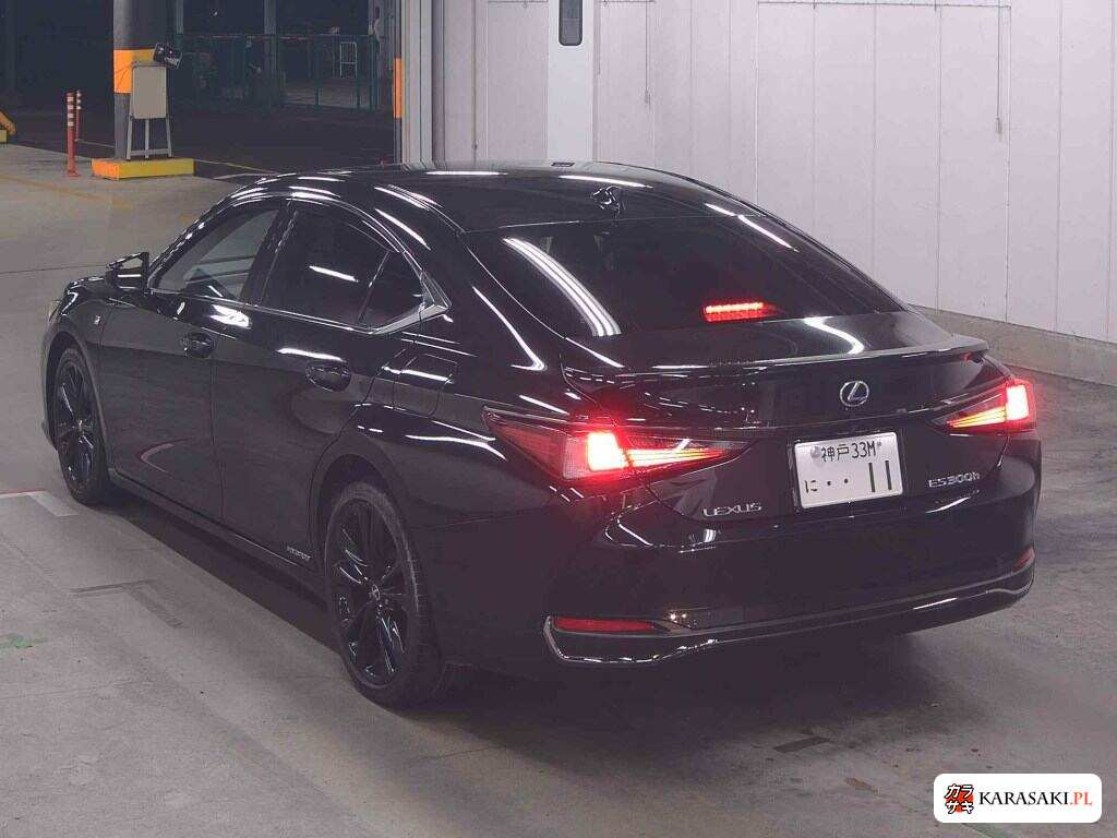Lexus Es 2022 z aukcji japońskiej