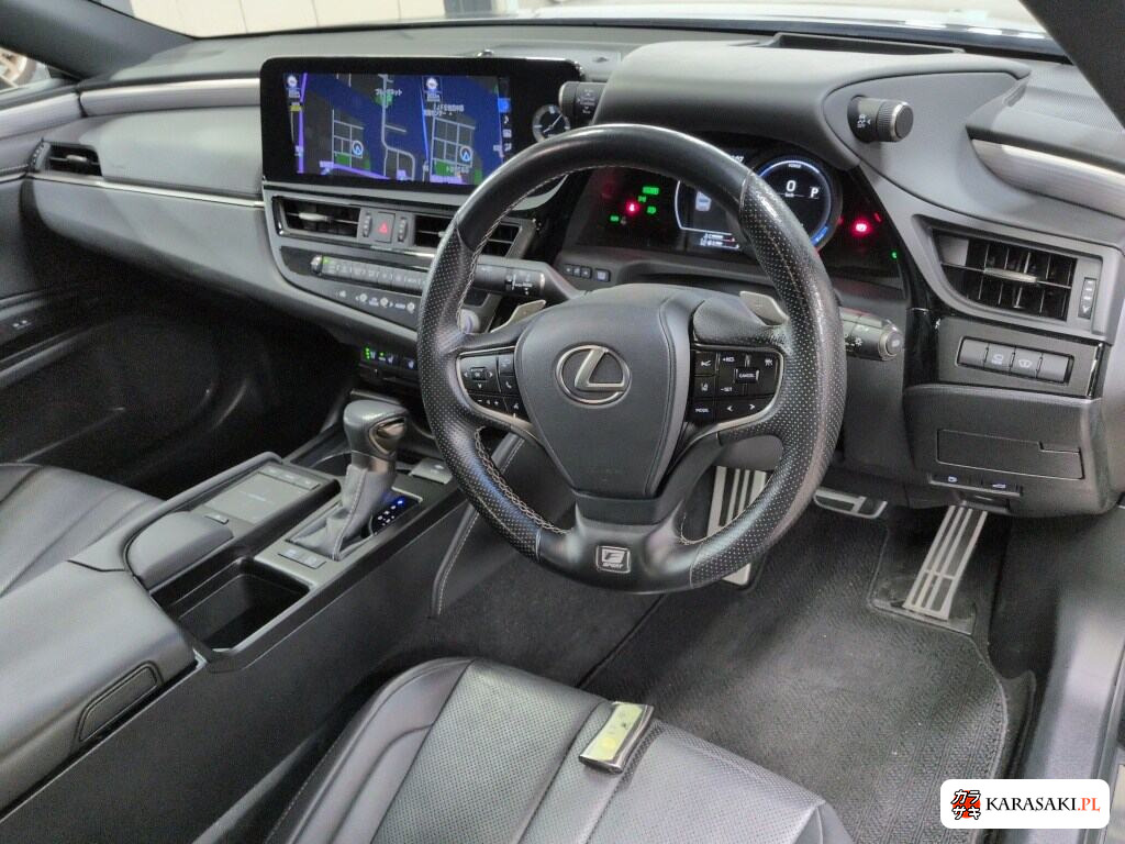 Lexus Es 2022 z aukcji japońskiej