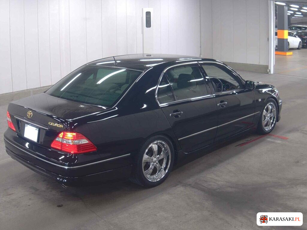 Toyota Celsior 2004 z aukcji japońskiej