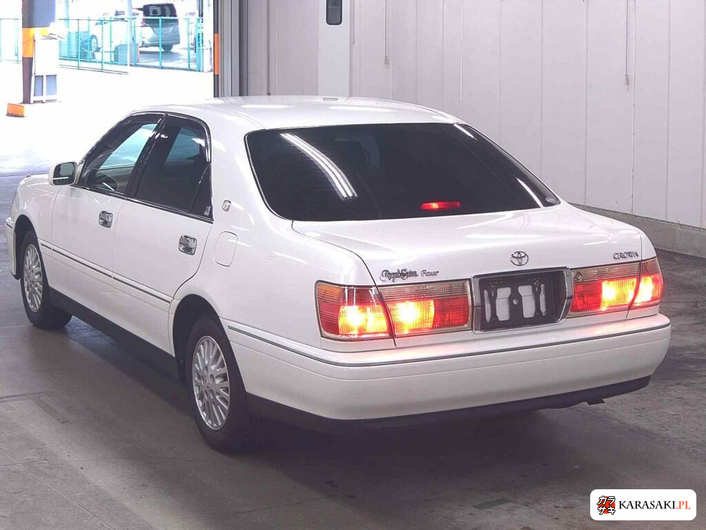 Toyota Crown 2001 z aukcji japońskiej