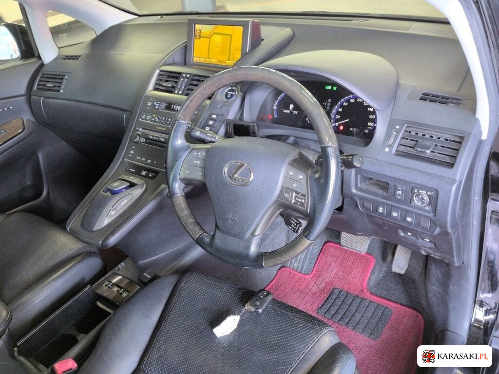 Lexus HS 2009 z aukcji japońskiej