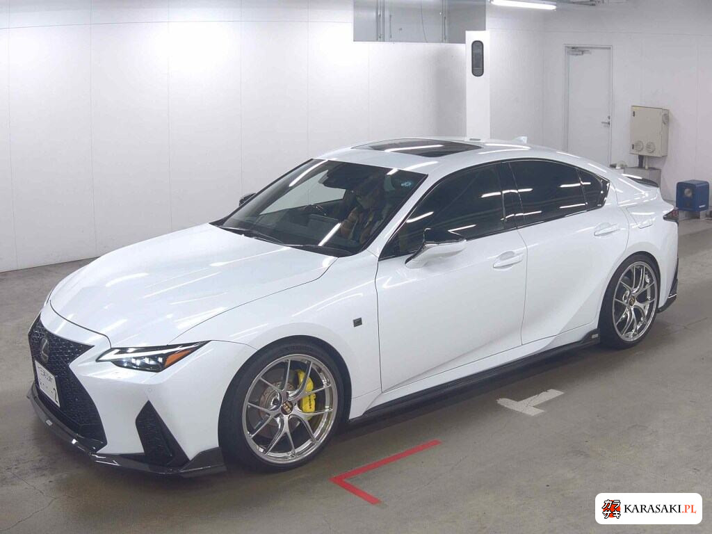 Lexus Is 2023 z aukcji japońskiej