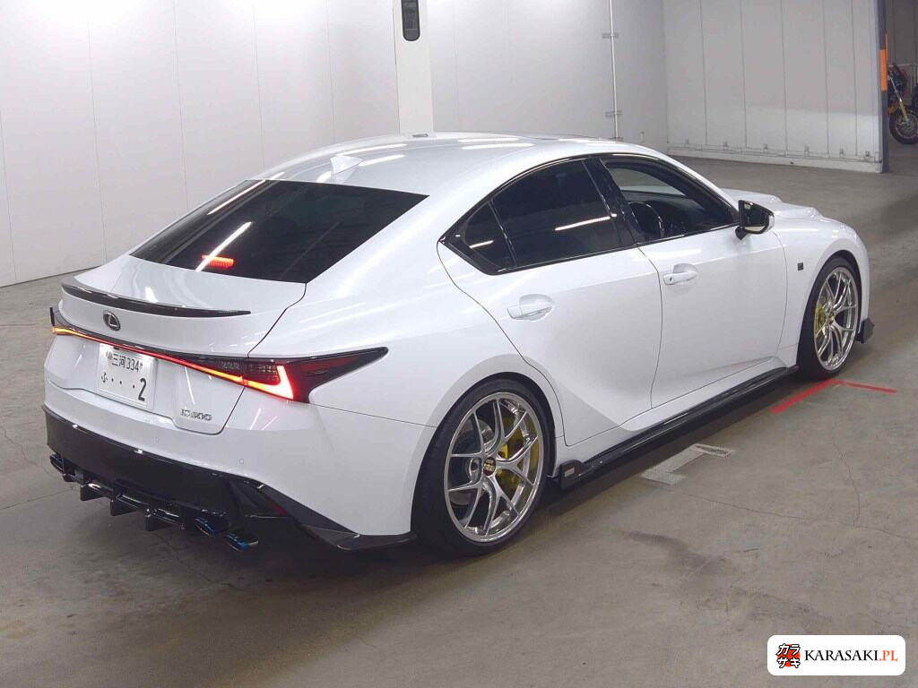 Lexus Is 2023 z aukcji japońskiej