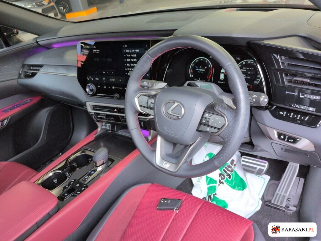 Lexus RX 2025 z aukcji japońskiej