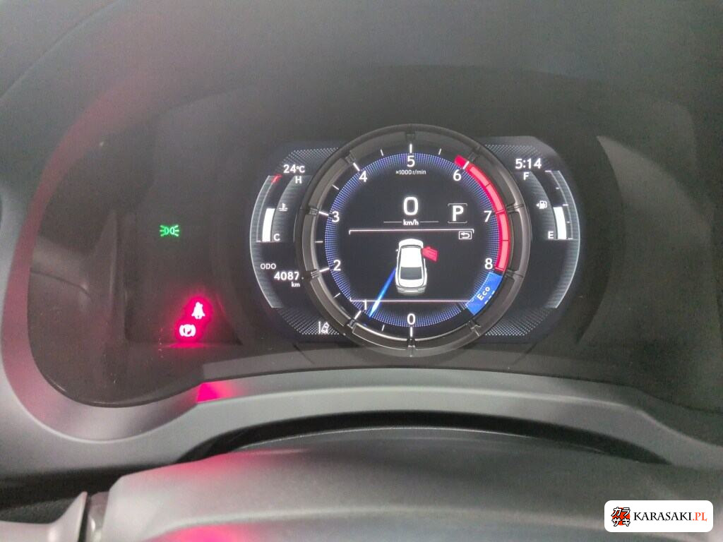 Lexus Is 2025 z aukcji japońskiej