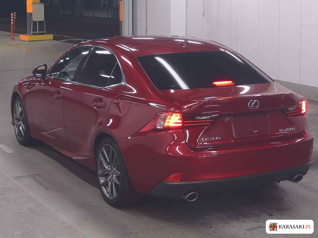 Lexus Is 2015 z aukcji japońskiej