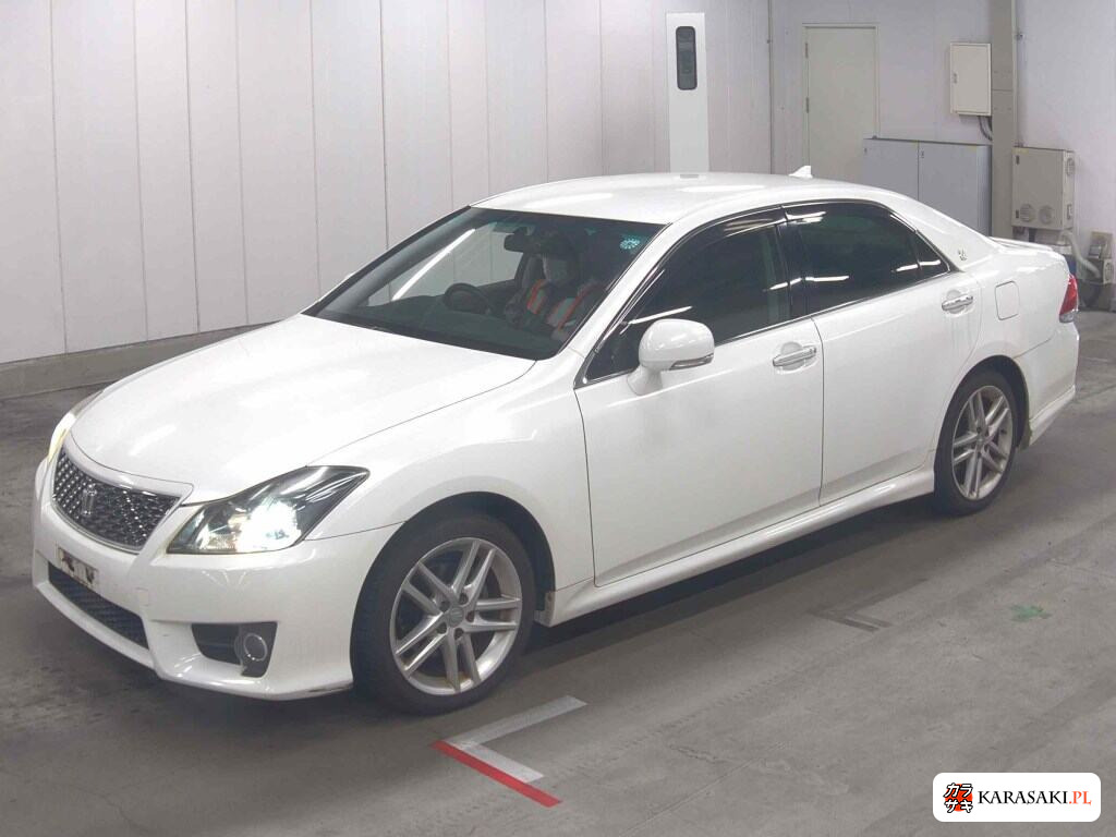 Toyota Crown 2010 z aukcji japońskiej