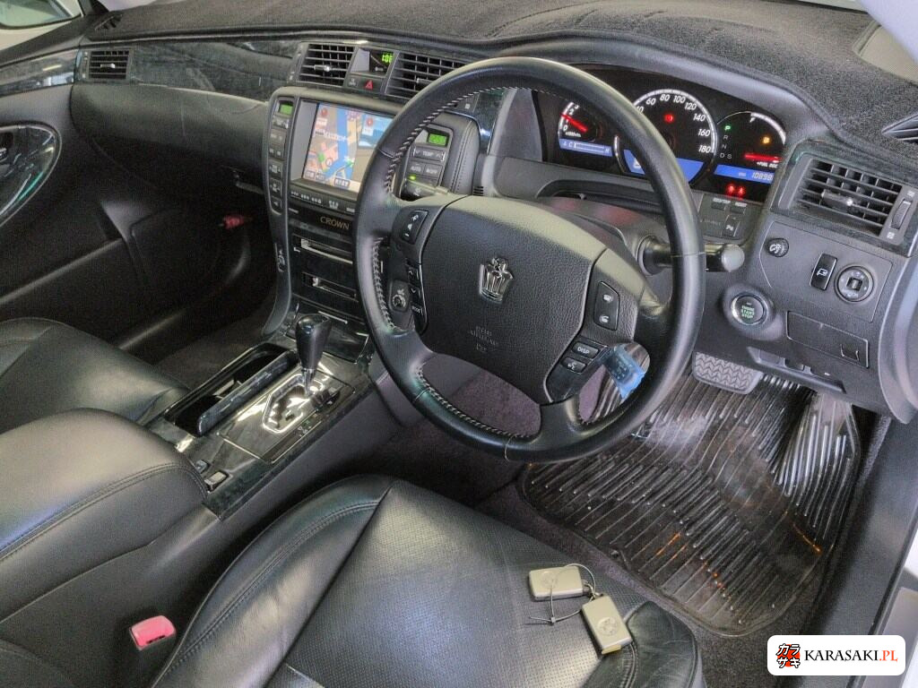 Toyota Crown 2007 z aukcji japońskiej