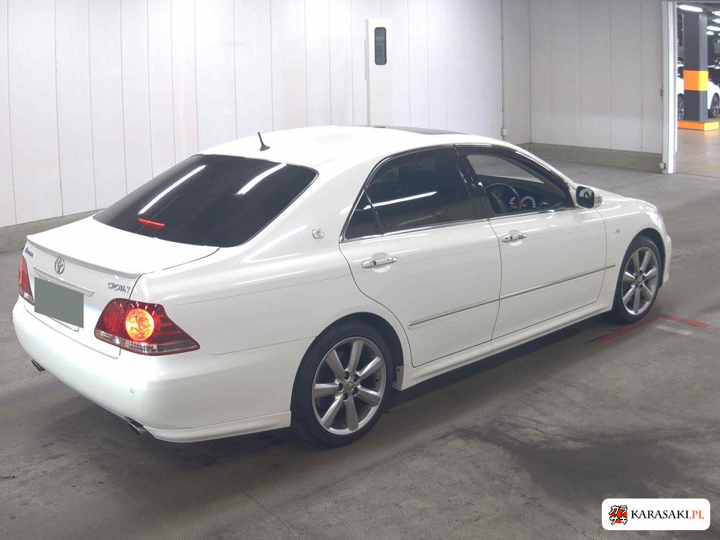 Toyota Crown 2007 z aukcji japońskiej