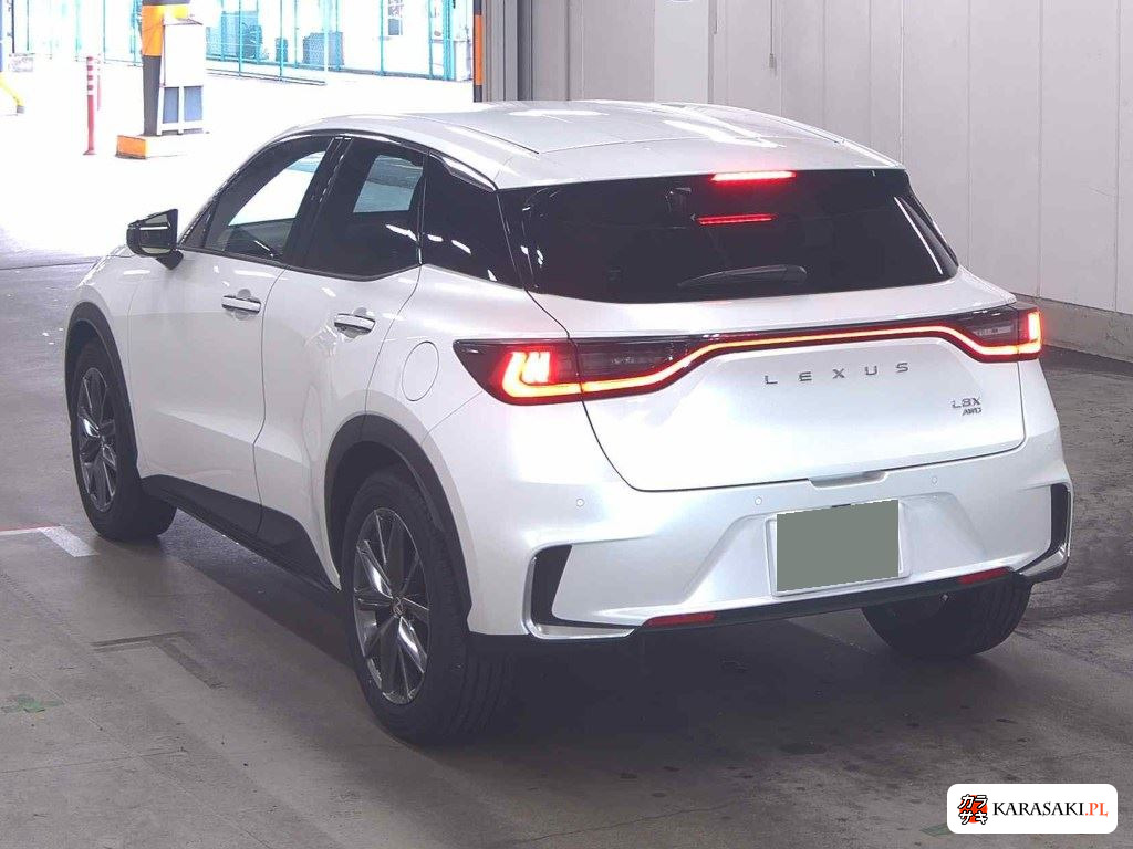 Lexus LBX 2025 z aukcji japońskiej