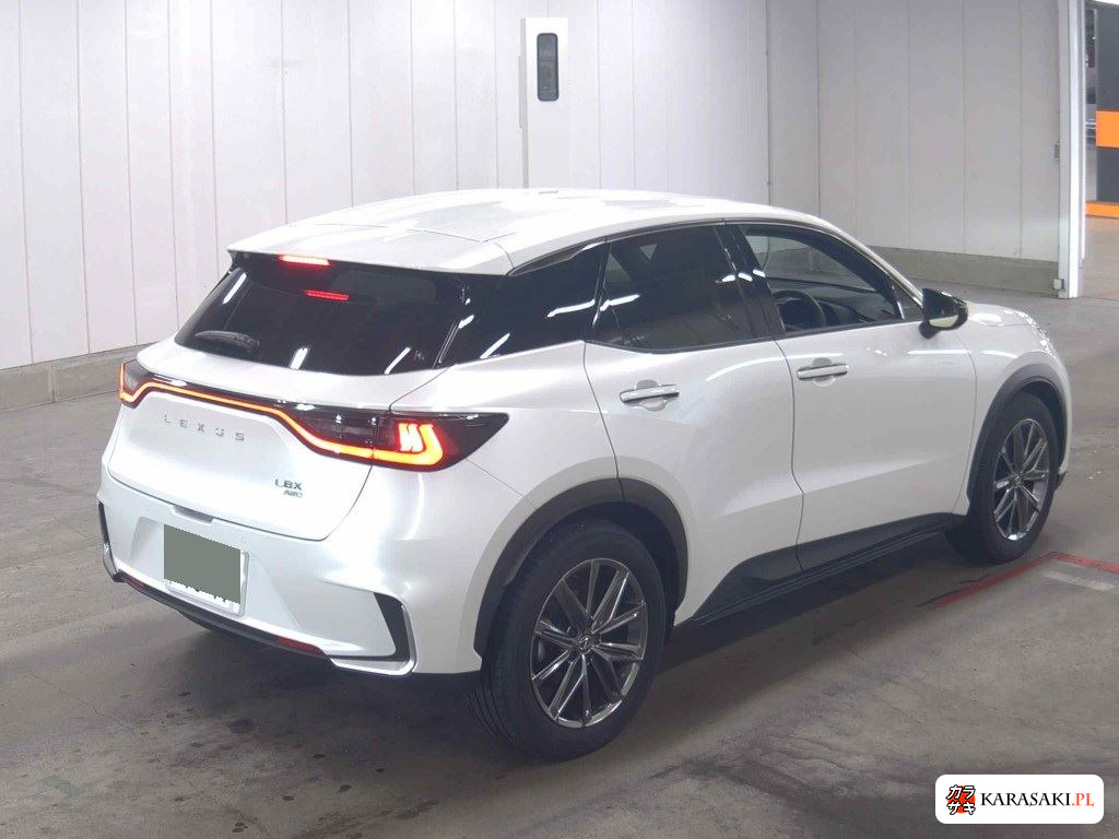 Lexus LBX 2025 z aukcji japońskiej