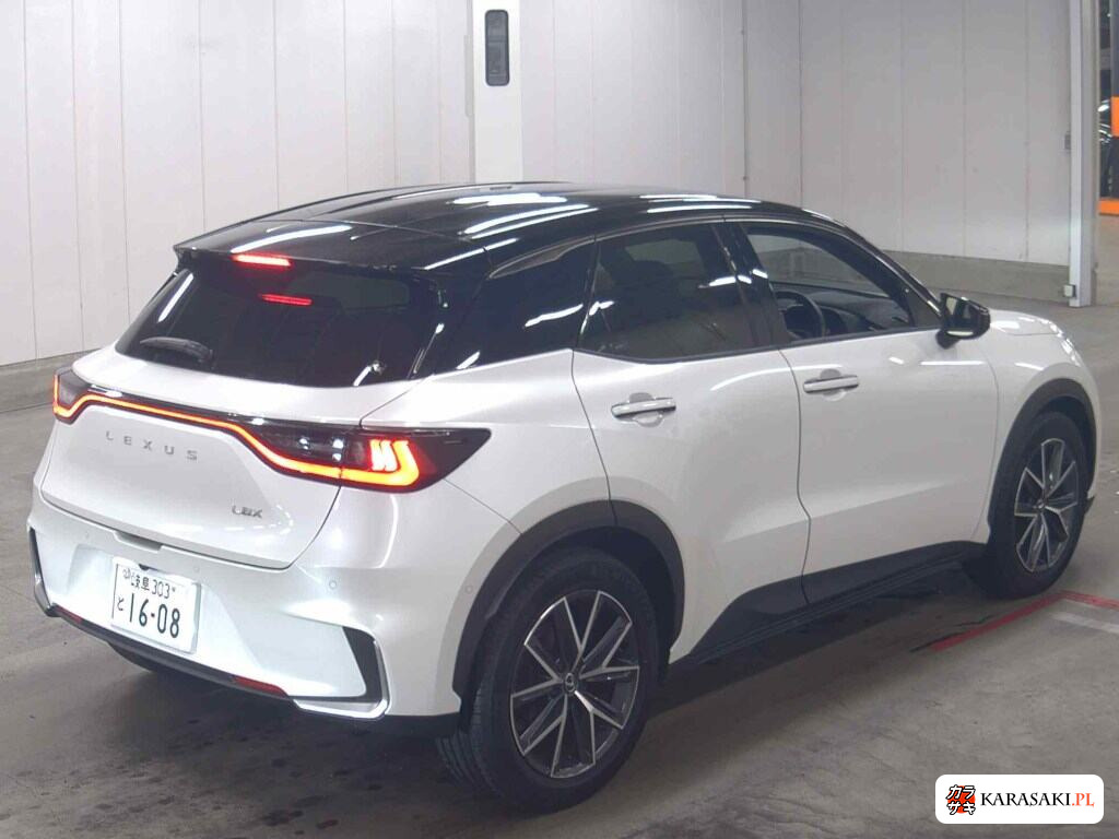 Lexus LBX 2024 z aukcji japońskiej