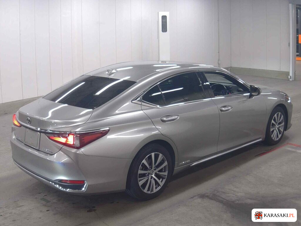 Lexus Es 2019 z aukcji japońskiej