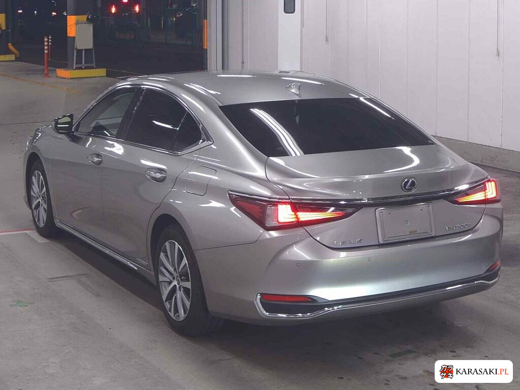 Lexus Es 2019 z aukcji japońskiej