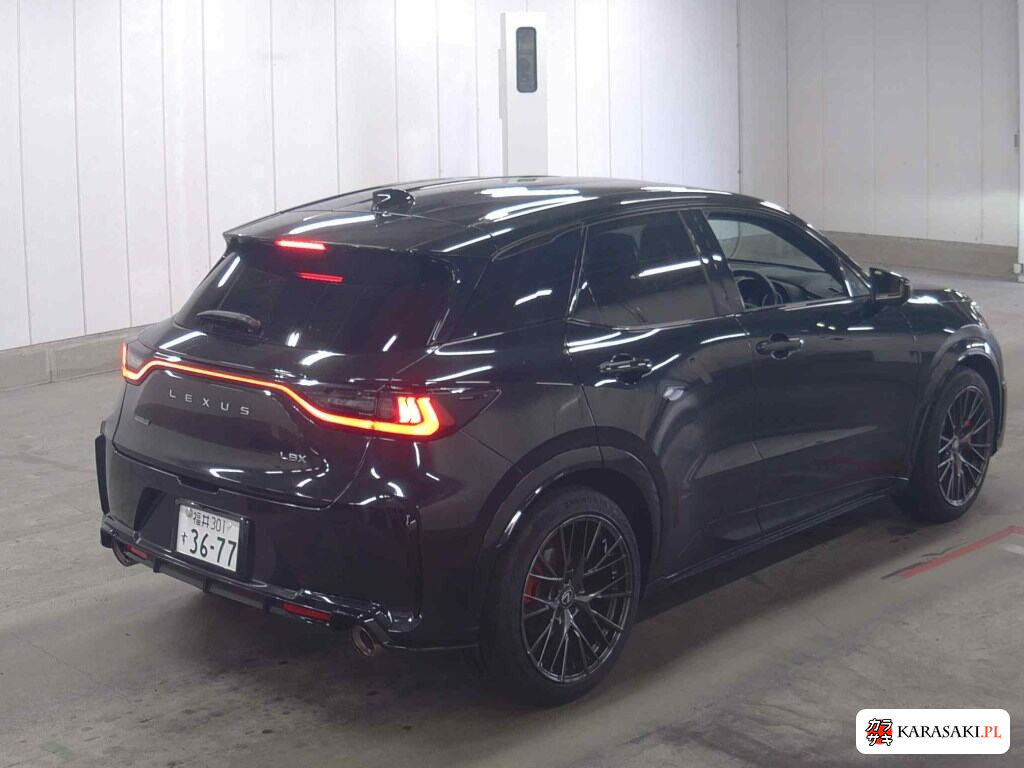 Lexus LBX 2024 z aukcji japońskiej