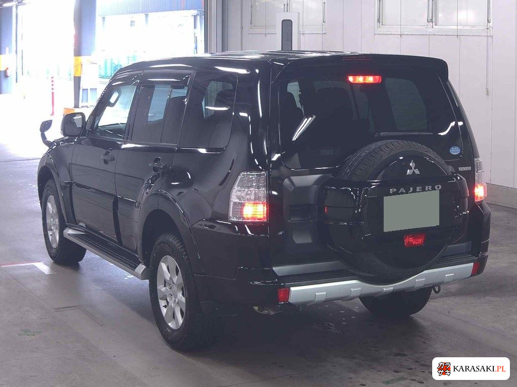 Mitsubishi Pajero 2012 z aukcji japońskiej
