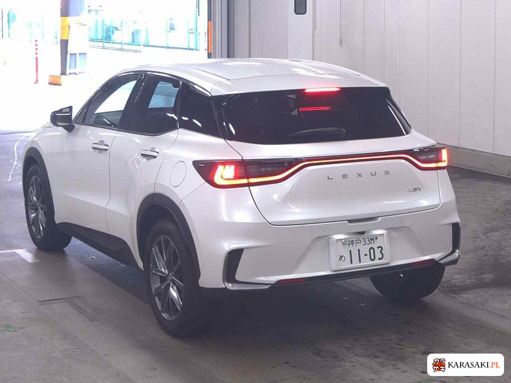 Lexus LBX 2024 z aukcji japońskiej