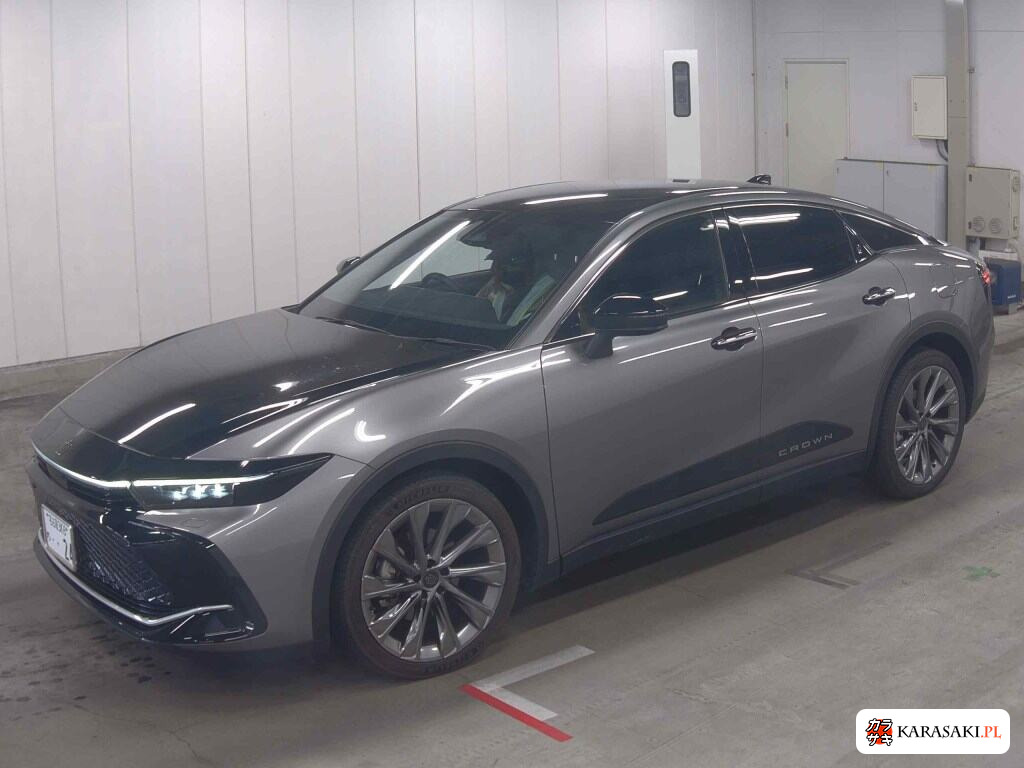 Toyota Crown Crossover 2023 z aukcji japońskiej