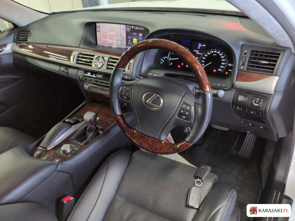 Lexus LS 2013 z aukcji japońskiej
