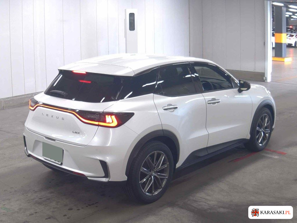 Lexus LBX 2025 z aukcji japońskiej