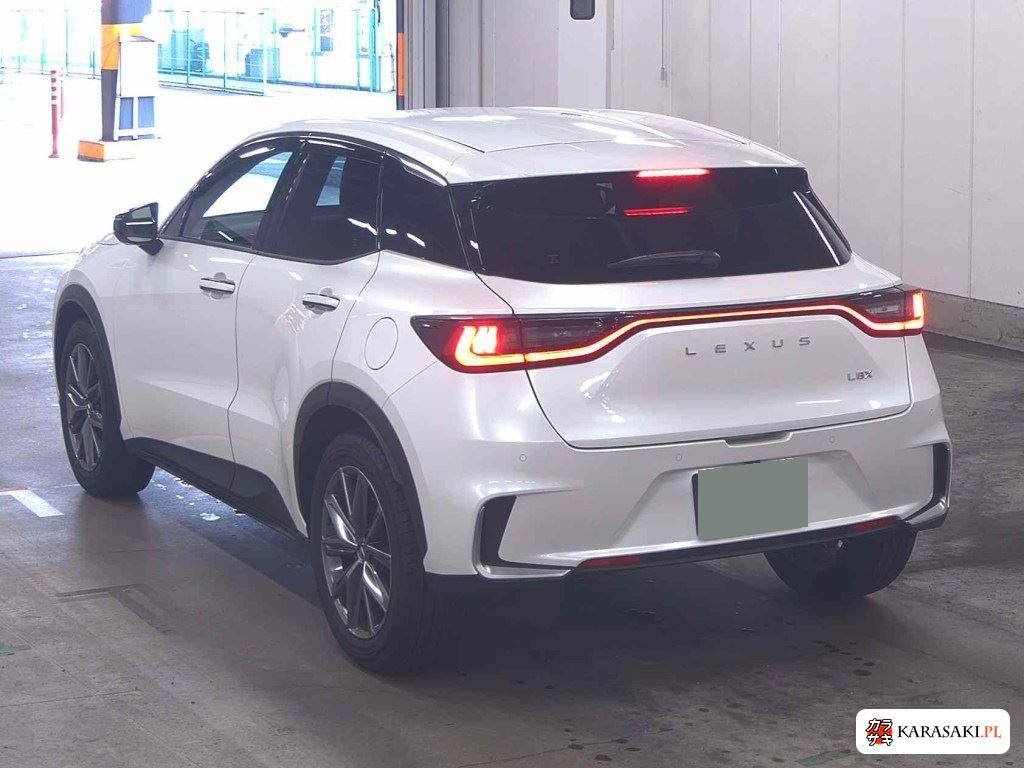 Lexus LBX 2025 z aukcji japońskiej