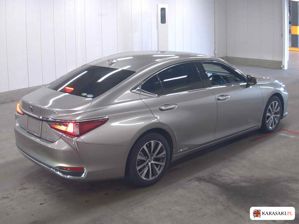 Lexus Es 2019 z aukcji japońskiej