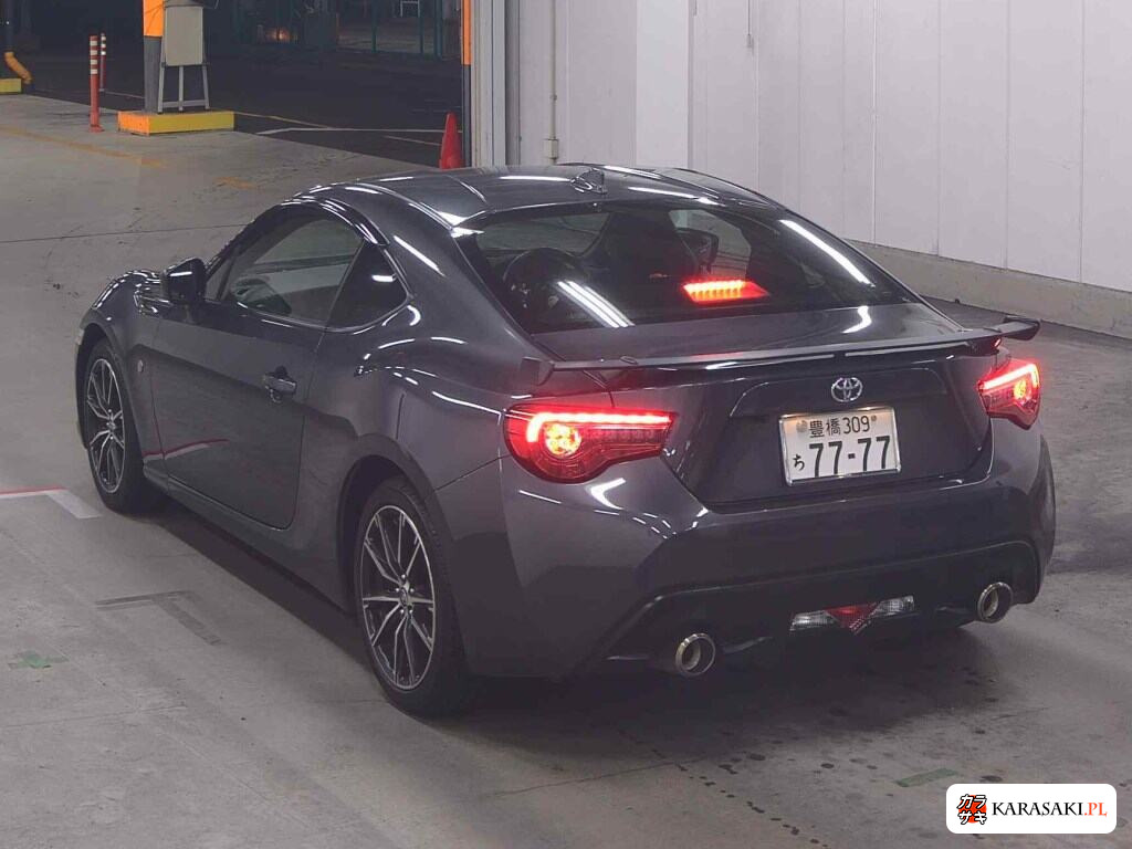 Toyota 86 2020 z aukcji japońskiej