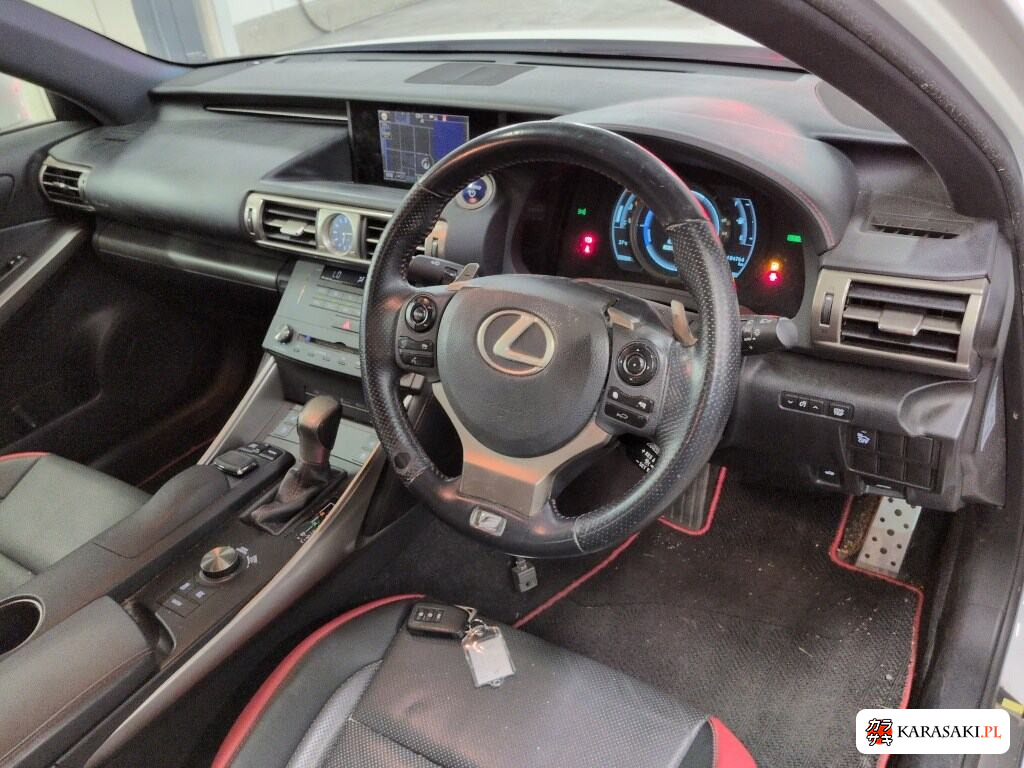 Lexus Is 2015 z aukcji japońskiej
