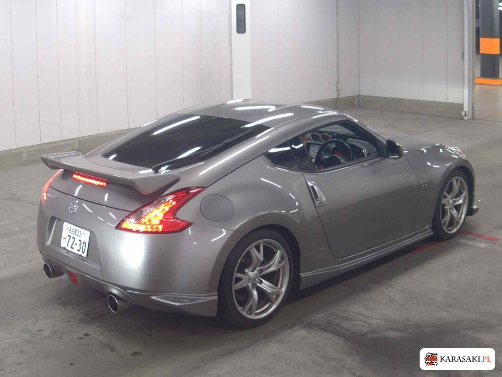 Nissan Fairlady Z 2009 z aukcji japońskiej