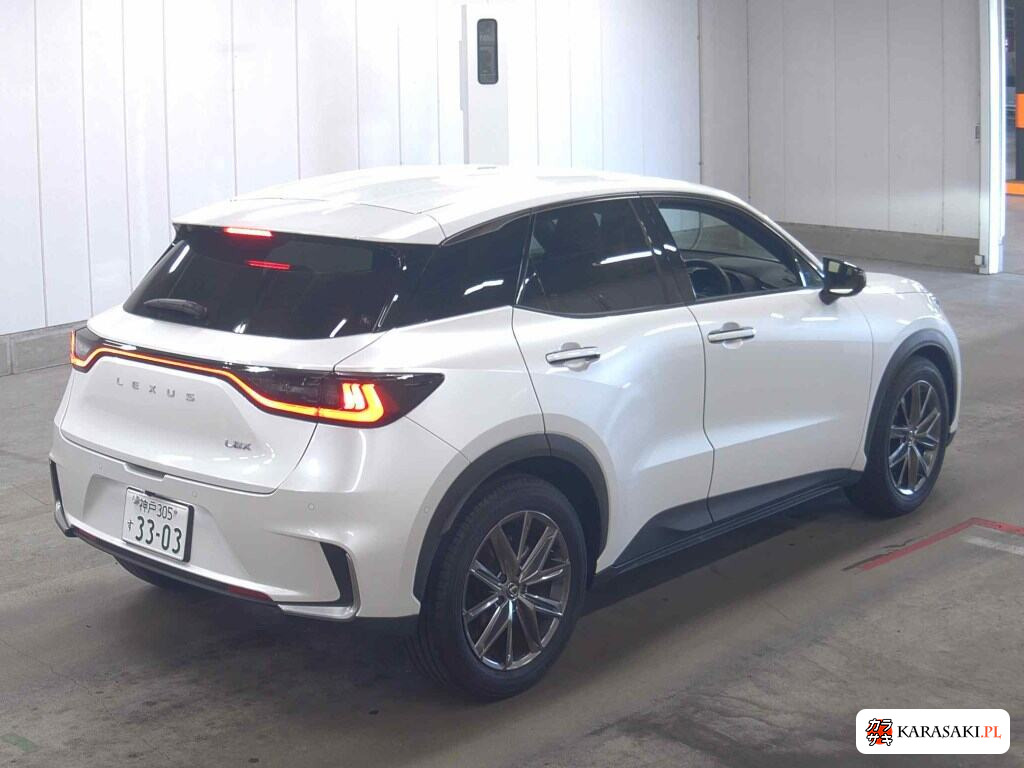 Lexus LBX 2024 z aukcji japońskiej